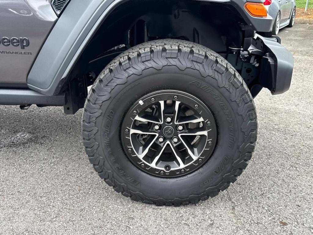 new 2025 Jeep Wrangler car, priced at $59,870