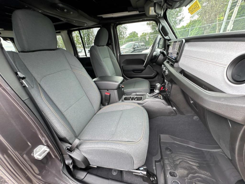 new 2025 Jeep Wrangler car, priced at $59,870