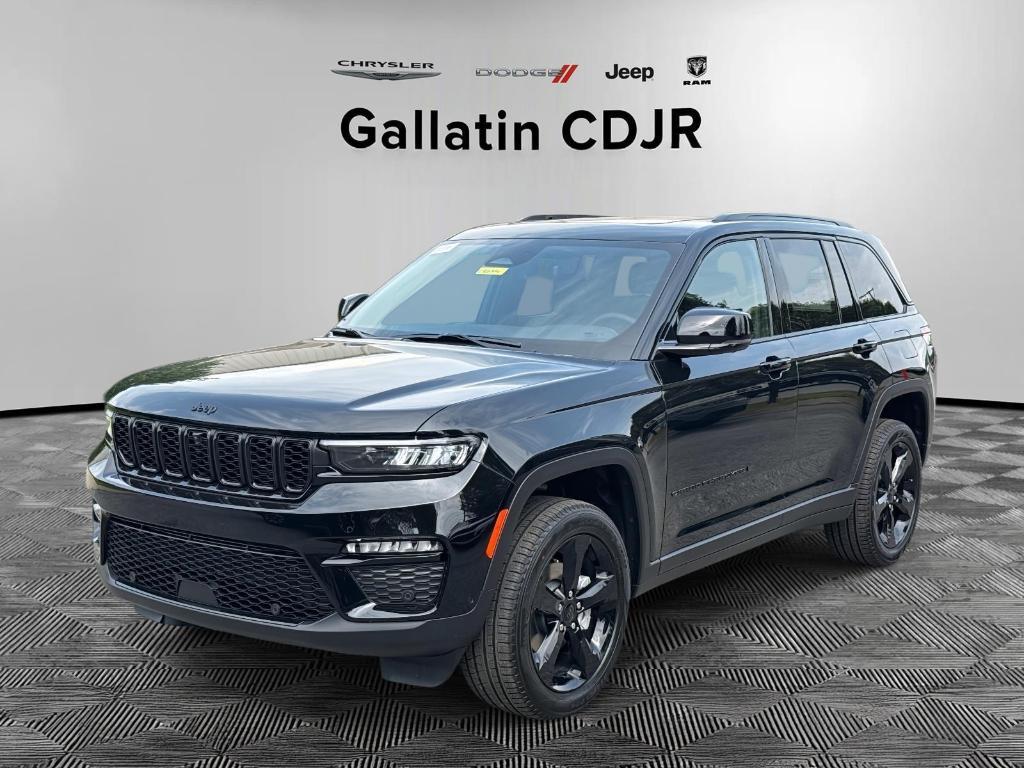 new 2025 Jeep Grand Cherokee car, priced at $48,431