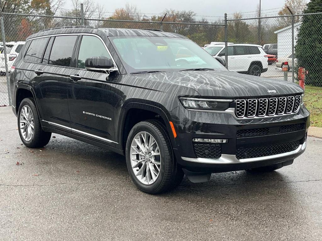 new 2025 Jeep Grand Cherokee L car, priced at $70,320