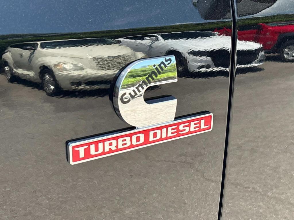 new 2025 Ram 3500 car, priced at $77,542