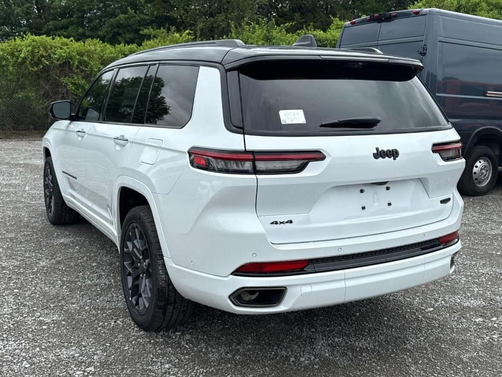 new 2025 Jeep Grand Cherokee L car, priced at $61,689
