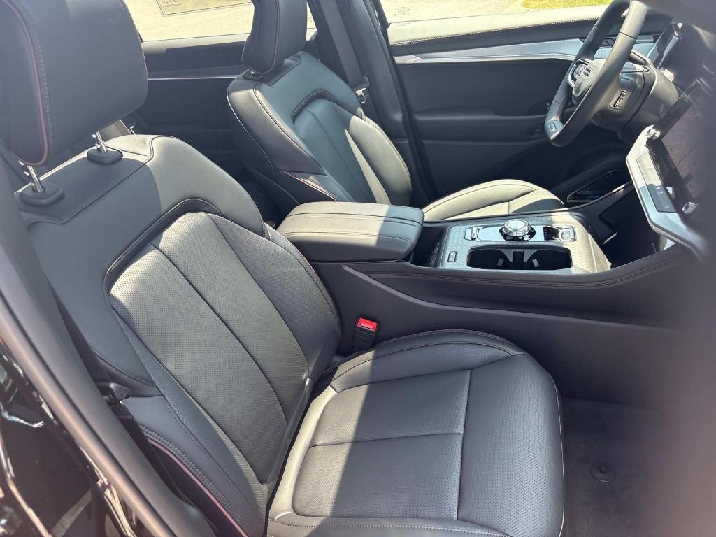 new 2025 Jeep Wagoneer S car, priced at $60,647