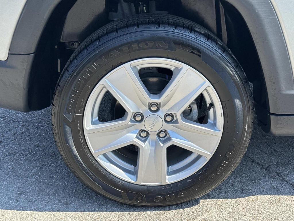 used 2022 Jeep Compass car, priced at $21,597