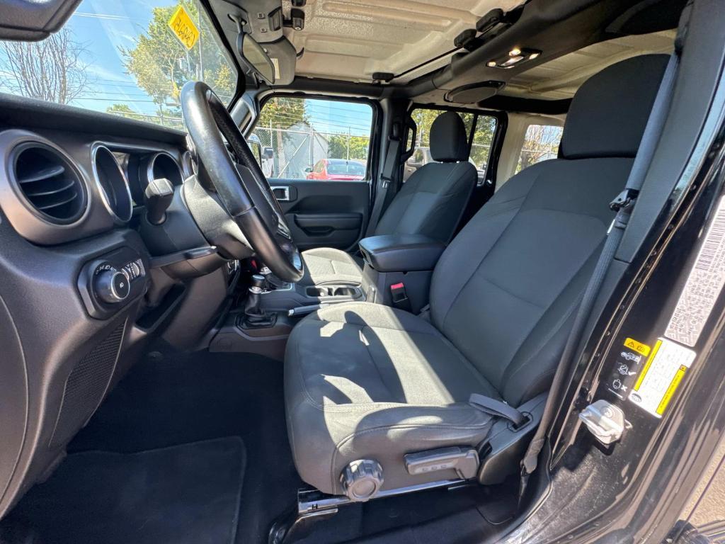 used 2020 Jeep Wrangler Unlimited car, priced at $31,200
