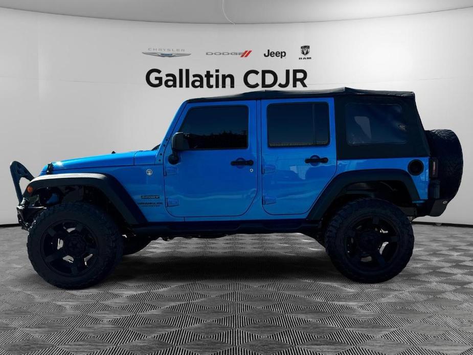 used 2015 Jeep Wrangler Unlimited car, priced at $22,550