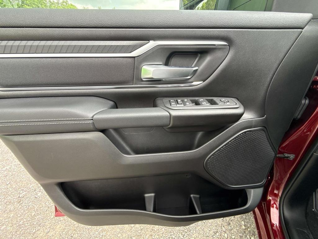 new 2025 Ram 1500 car, priced at $45,527