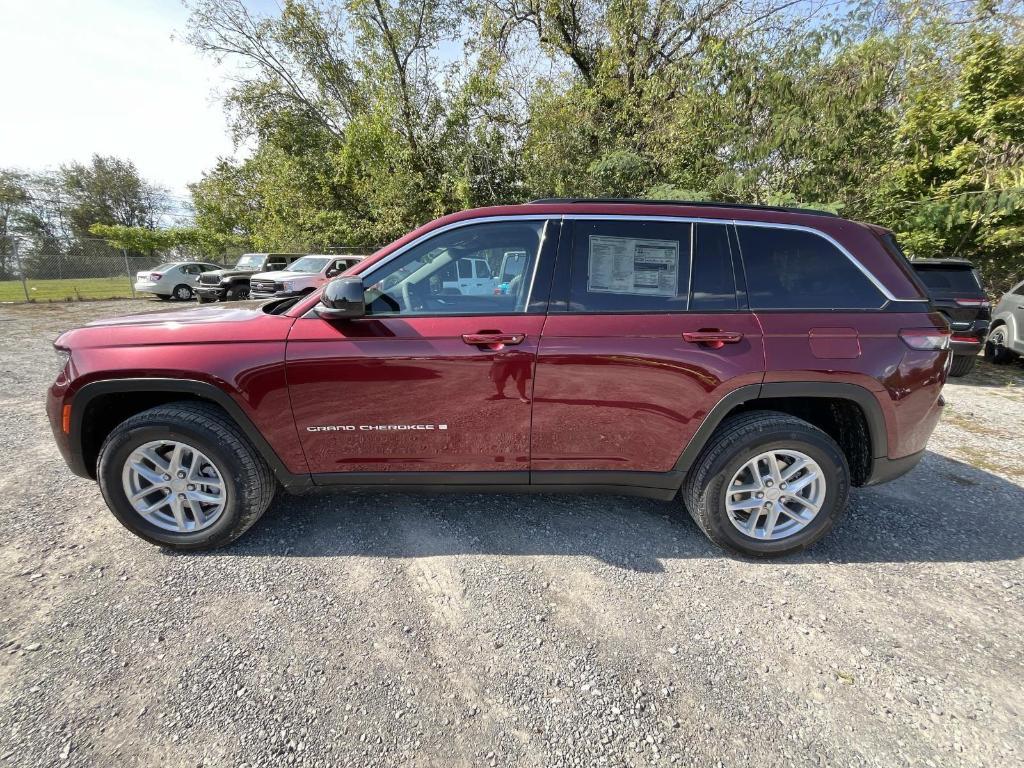 new 2025 Jeep Grand Cherokee car, priced at $39,828