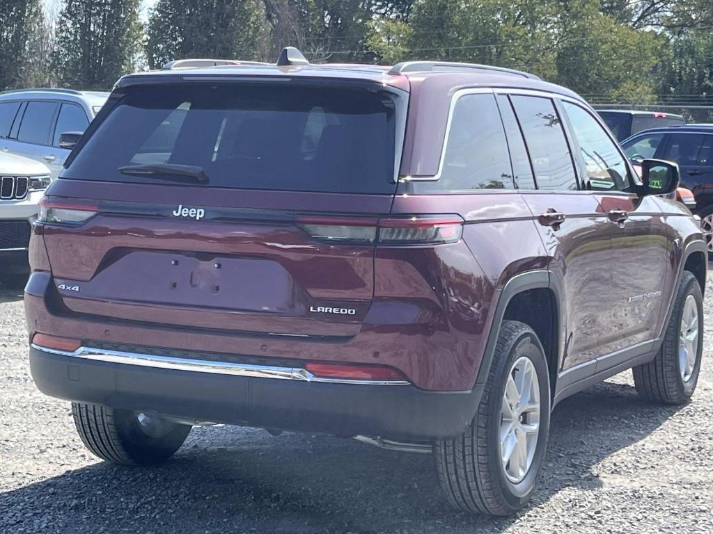 new 2025 Jeep Grand Cherokee car, priced at $39,828