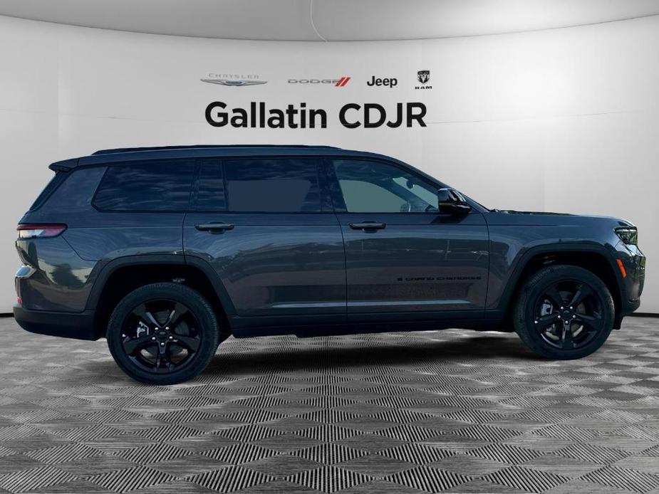 new 2024 Jeep Grand Cherokee L car, priced at $45,000