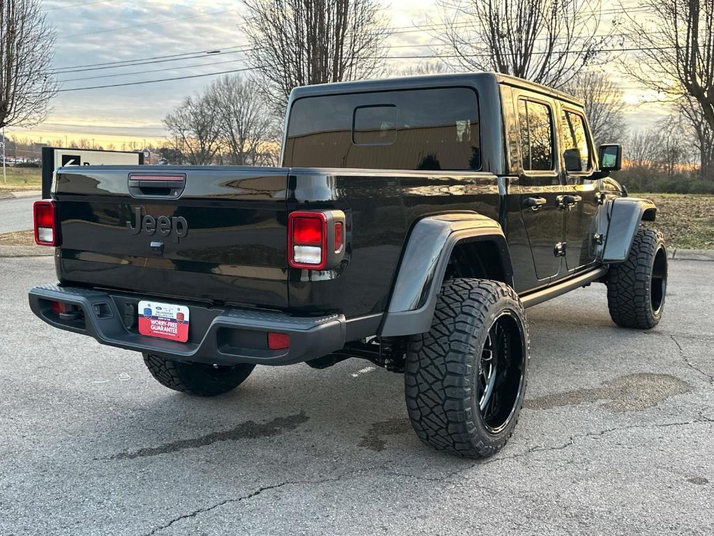 new 2025 Jeep Gladiator car, priced at $43,385