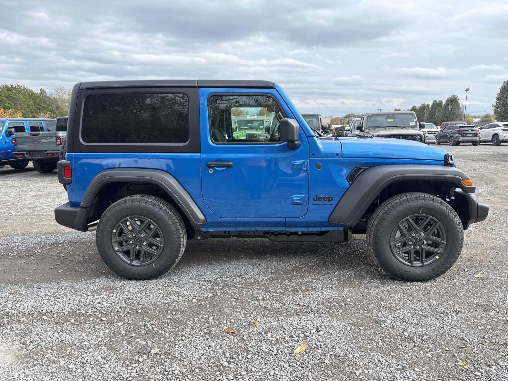 new 2026 Jeep Wrangler car, priced at $40,925