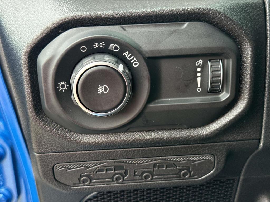 new 2026 Jeep Wrangler car, priced at $40,925