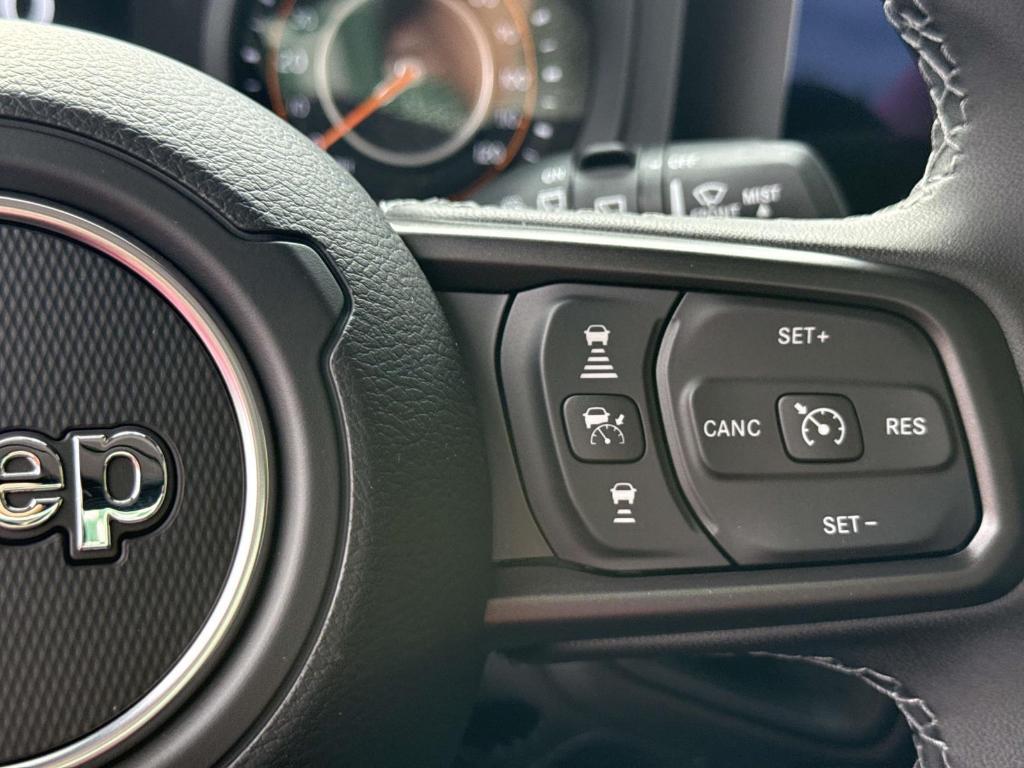 new 2026 Jeep Wrangler car, priced at $40,925