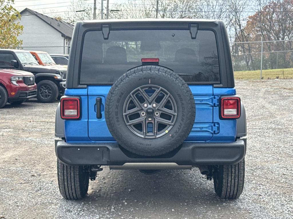 new 2026 Jeep Wrangler car, priced at $40,925