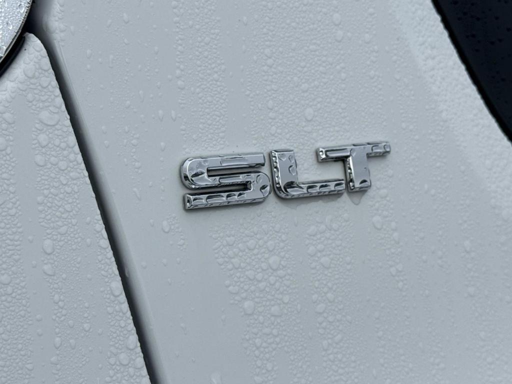 used 2018 GMC Acadia car, priced at $17,577