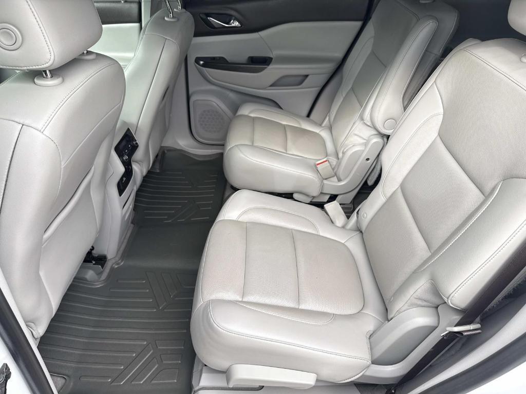 used 2018 GMC Acadia car, priced at $17,577