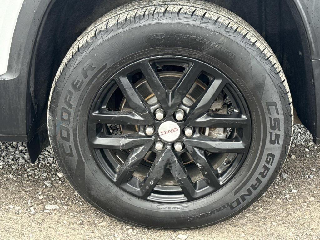 used 2018 GMC Acadia car, priced at $17,577