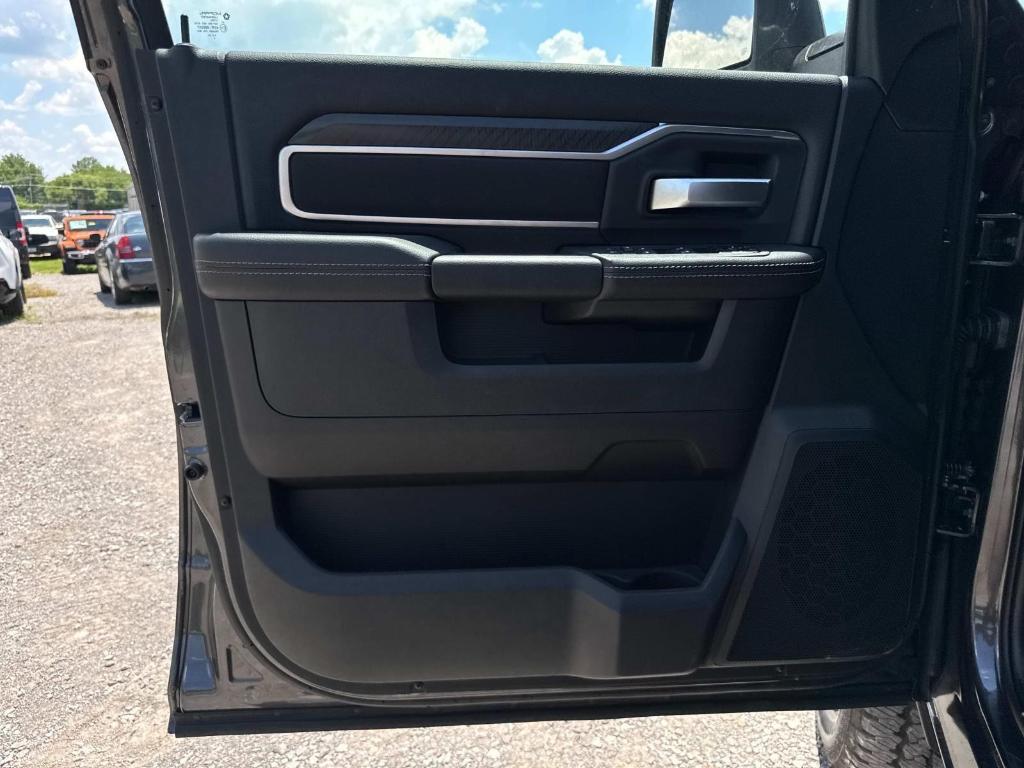 new 2025 Ram 2500 car, priced at $70,814