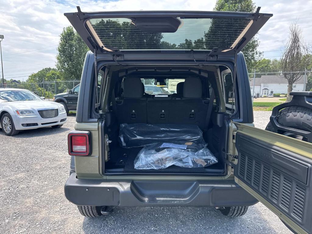 new 2025 Jeep Wrangler car, priced at $46,906