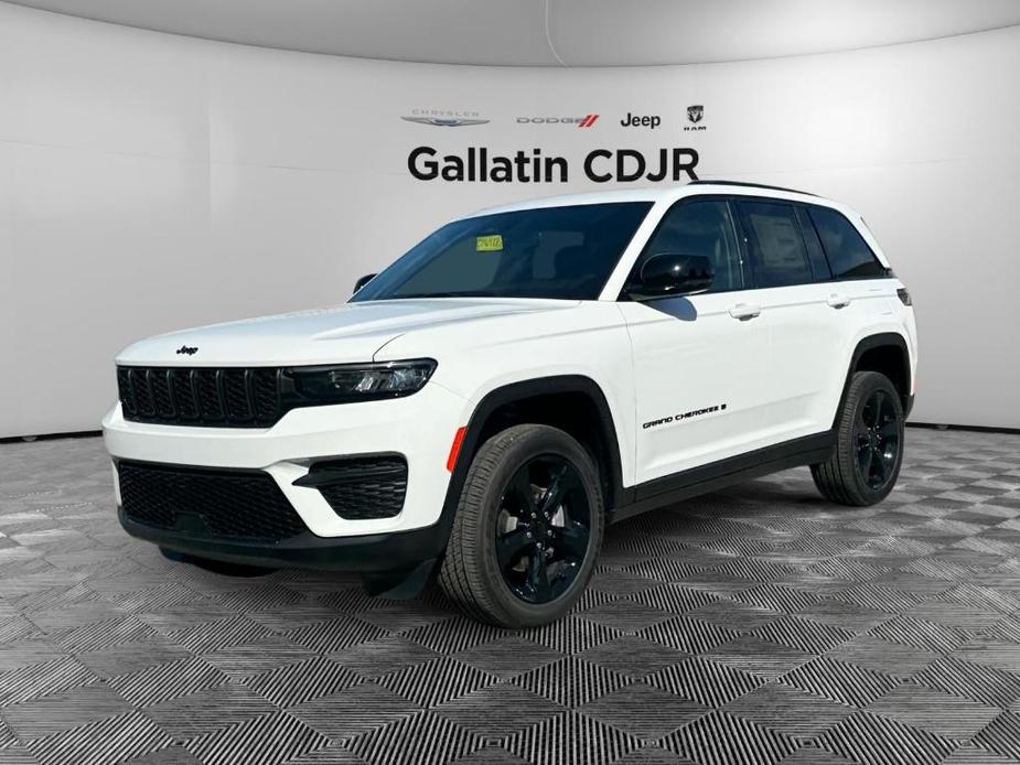 new 2024 Jeep Grand Cherokee car, priced at $42,500