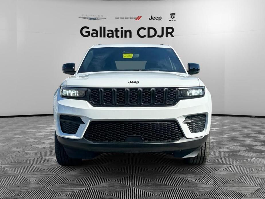 new 2024 Jeep Grand Cherokee car, priced at $42,500