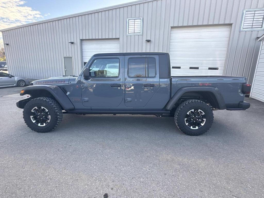 new 2026 Jeep Gladiator car, priced at $63,780