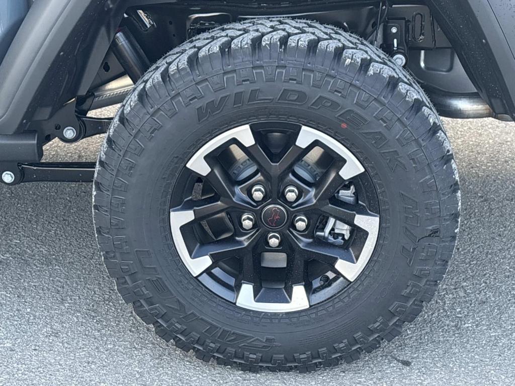 new 2026 Jeep Gladiator car, priced at $63,780