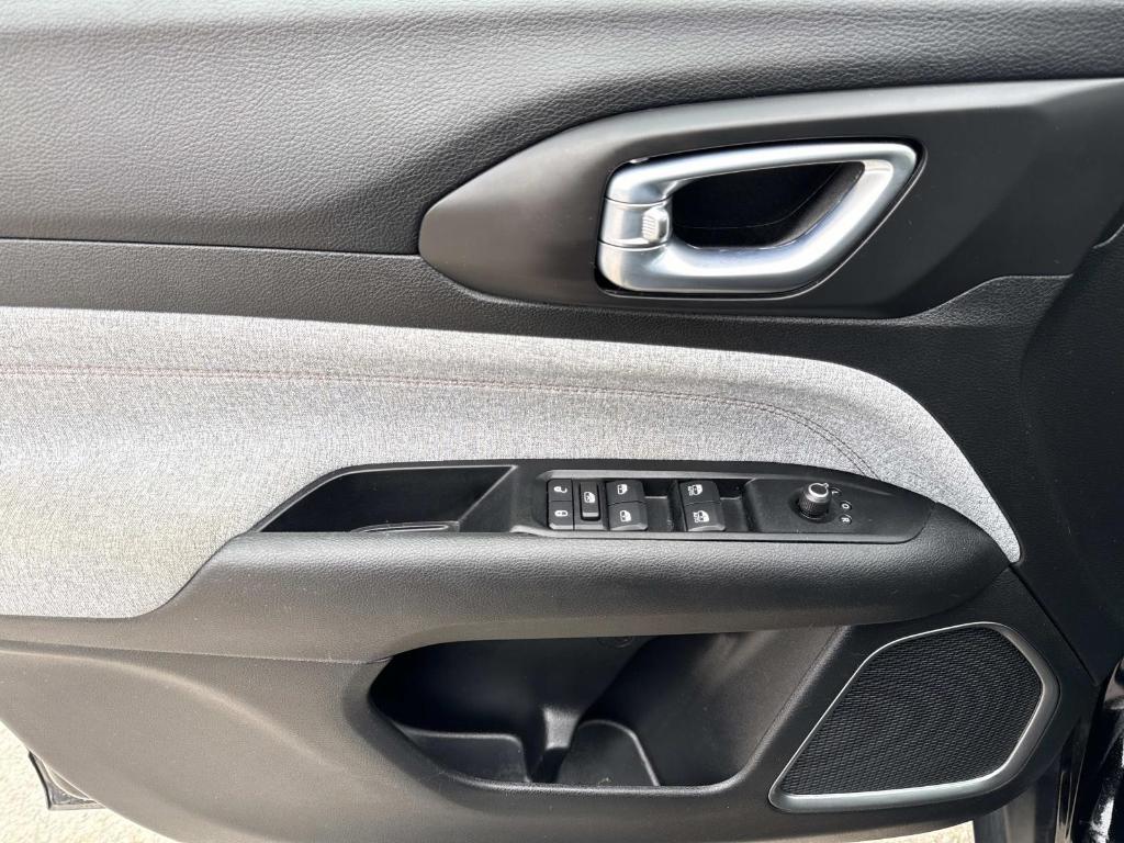 used 2022 Jeep Compass car, priced at $20,877