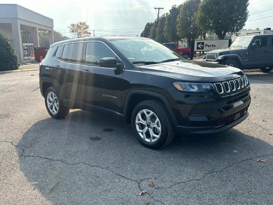 new 2025 Jeep Compass car, priced at $22,086