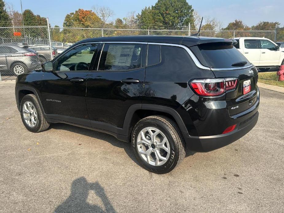 new 2025 Jeep Compass car, priced at $22,086