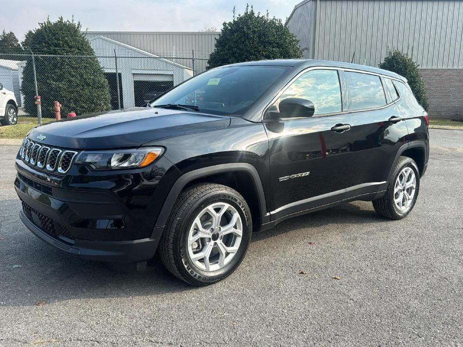 new 2025 Jeep Compass car, priced at $22,086