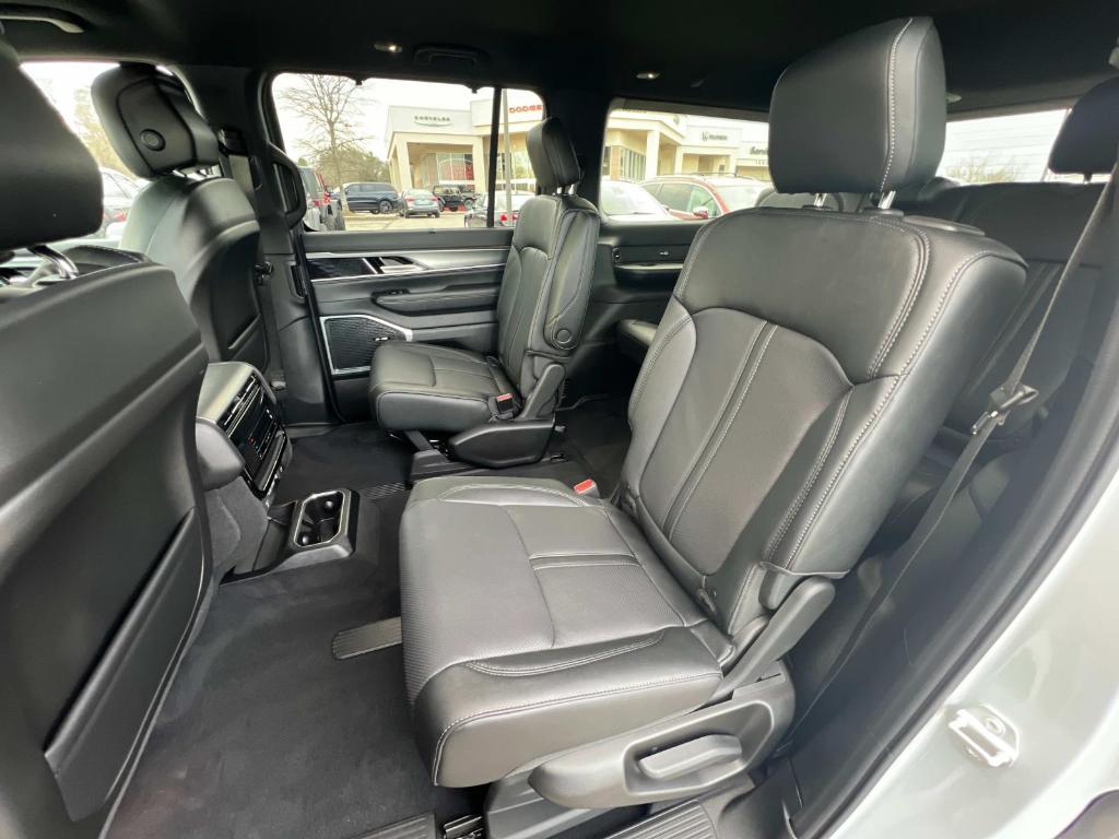 new 2025 Jeep Wagoneer car, priced at $68,522