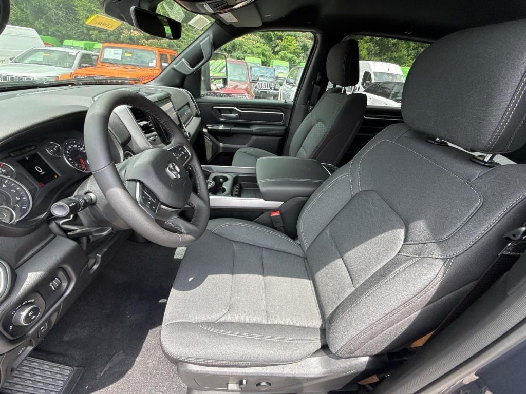 new 2025 Ram 1500 car, priced at $45,572