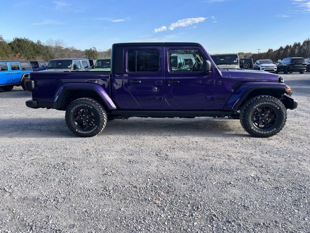 new 2026 Jeep Gladiator car, priced at $51,998