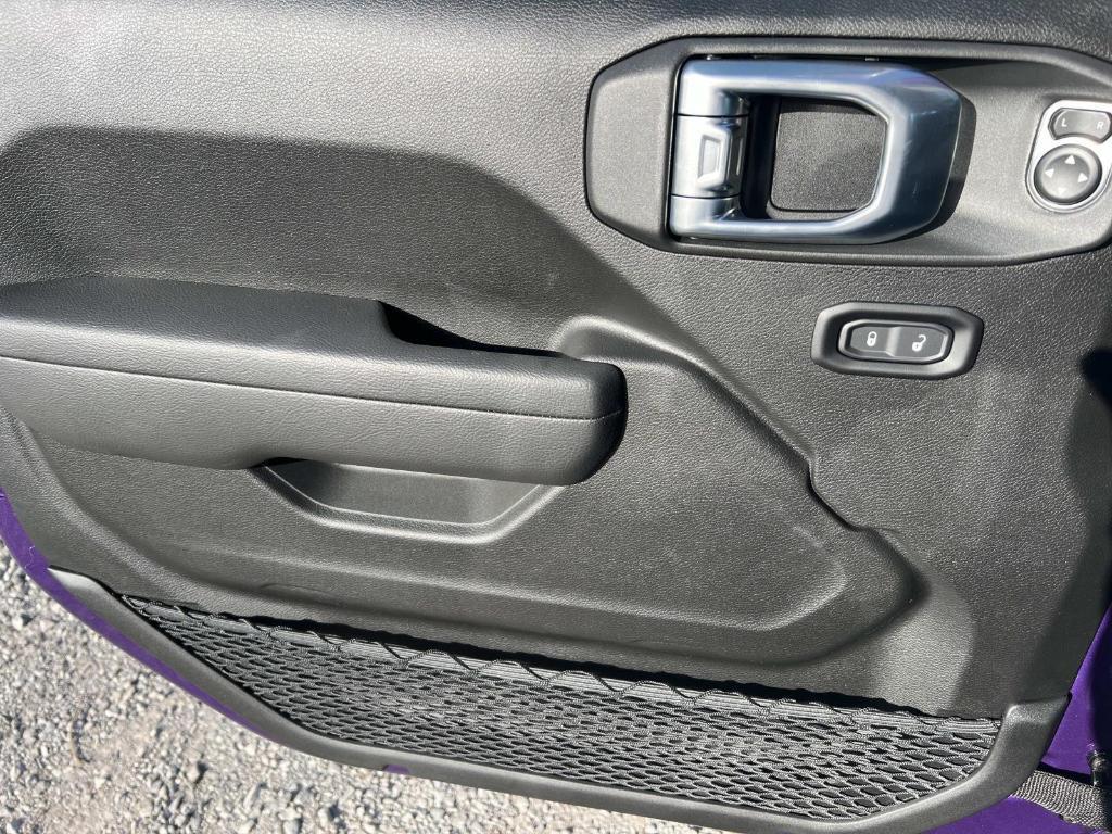 new 2026 Jeep Gladiator car, priced at $51,998