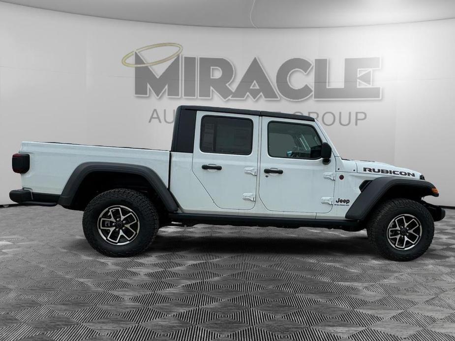 new 2024 Jeep Gladiator car, priced at $55,500