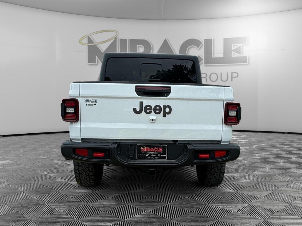 new 2024 Jeep Gladiator car, priced at $55,500