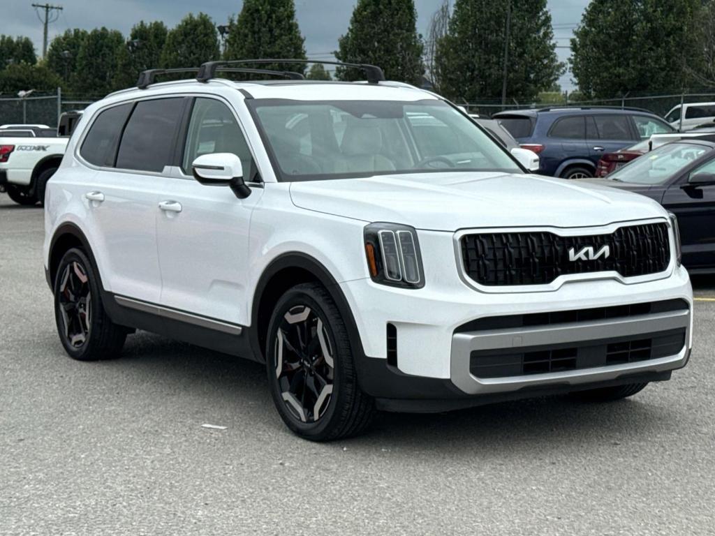 used 2023 Kia Telluride car, priced at $33,800