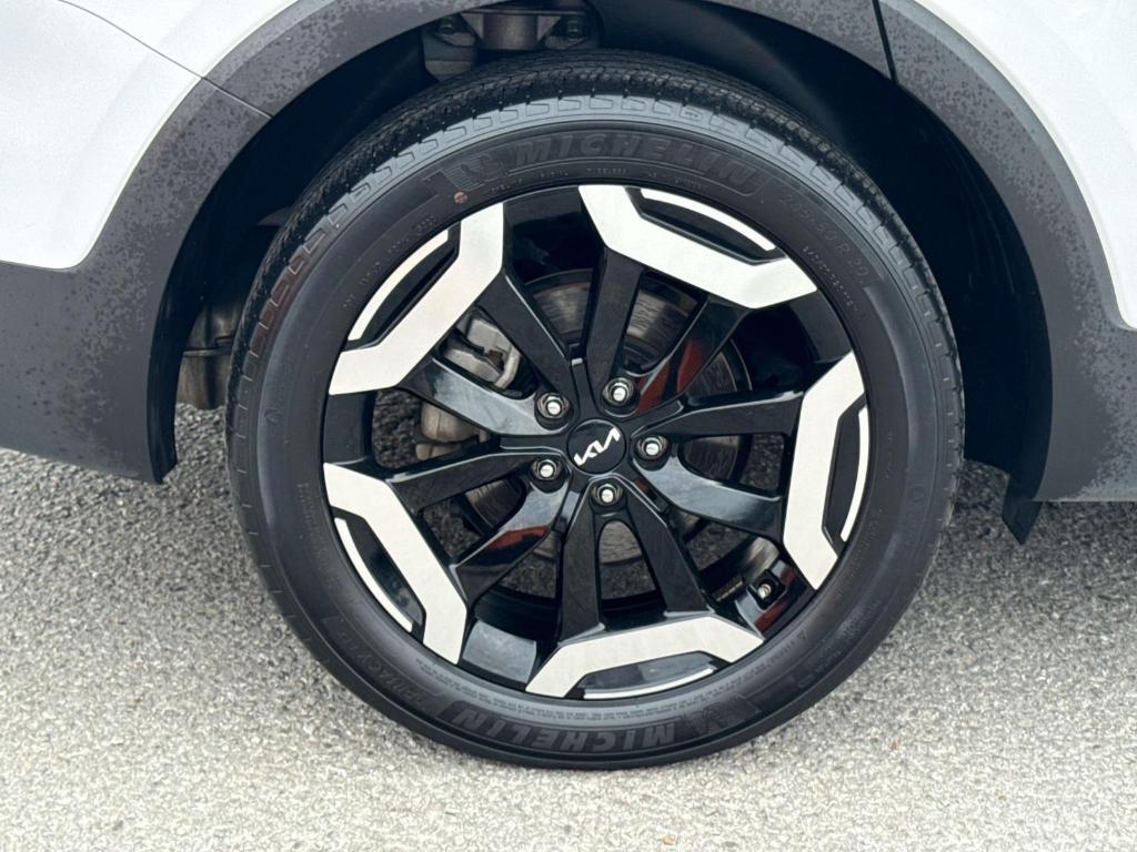 used 2023 Kia Telluride car, priced at $33,800