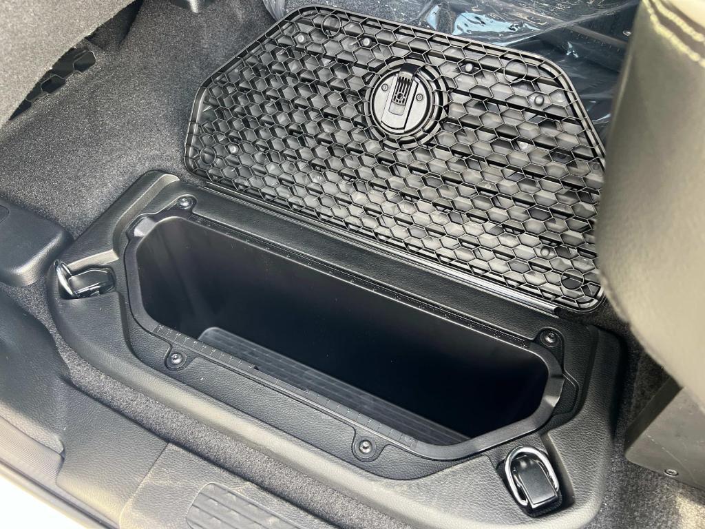 new 2025 Ram 1500 car, priced at $65,082
