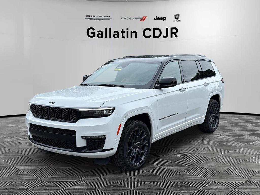 new 2025 Jeep Grand Cherokee L car, priced at $69,218