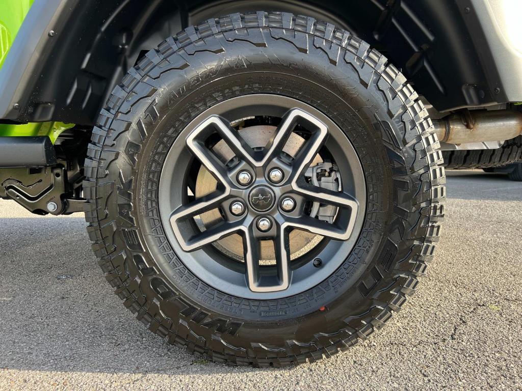 new 2025 Jeep Gladiator car, priced at $49,997
