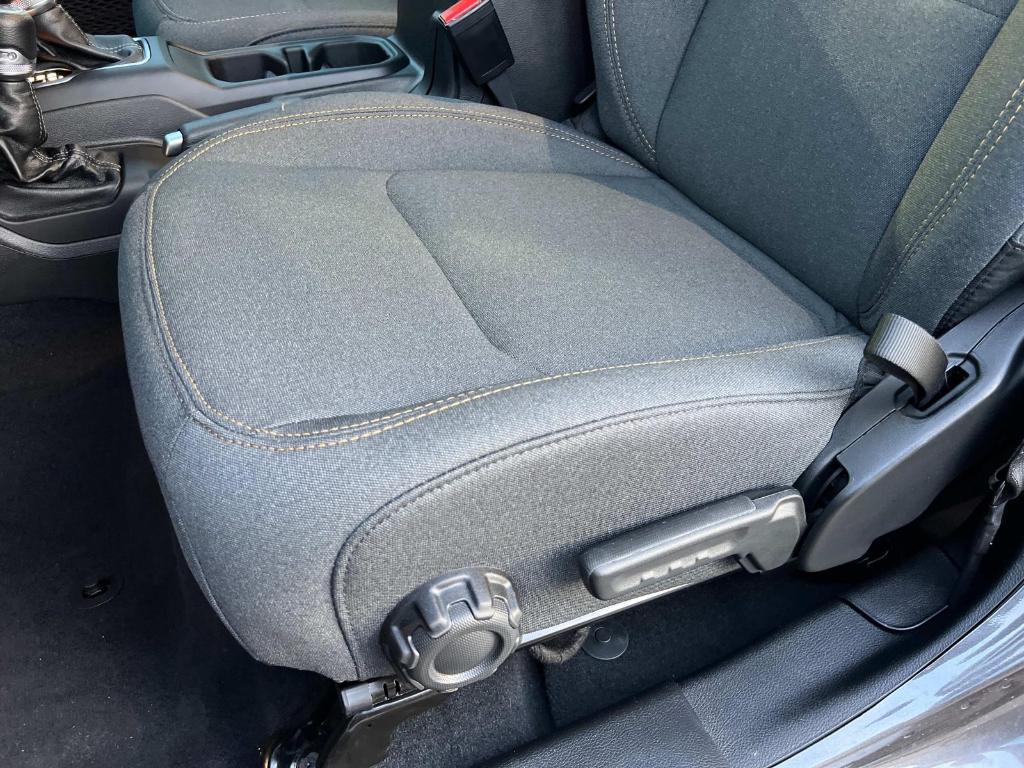 new 2025 Jeep Wrangler car, priced at $49,192