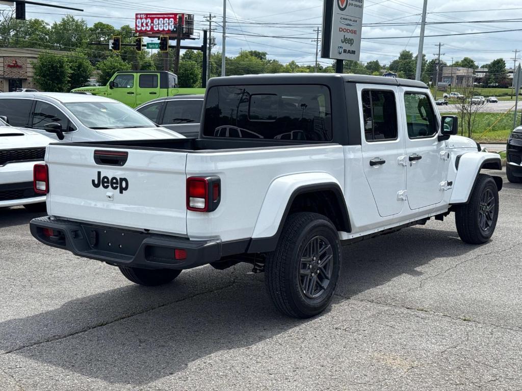 new 2025 Jeep Gladiator car, priced at $43,383