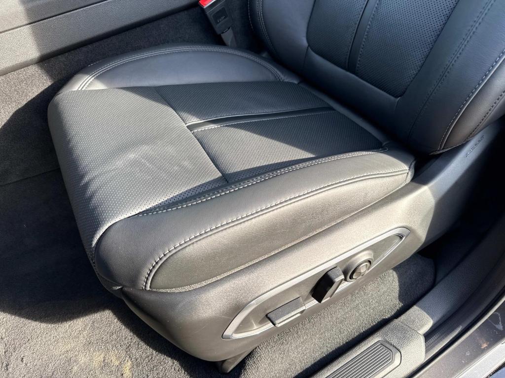 new 2025 Jeep Wagoneer L car, priced at $78,401