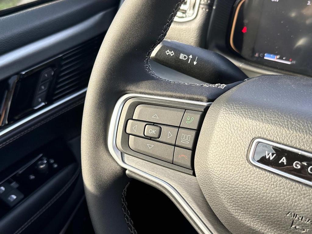 new 2025 Jeep Wagoneer L car, priced at $74,801