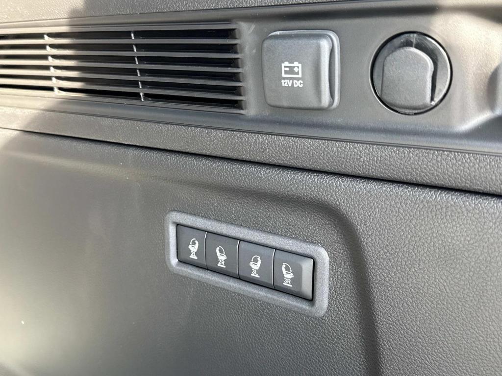 new 2025 Jeep Wagoneer L car, priced at $78,401