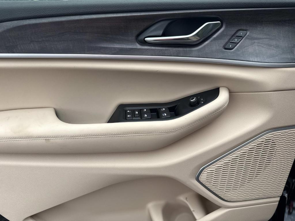 new 2025 Jeep Grand Cherokee L car, priced at $60,430