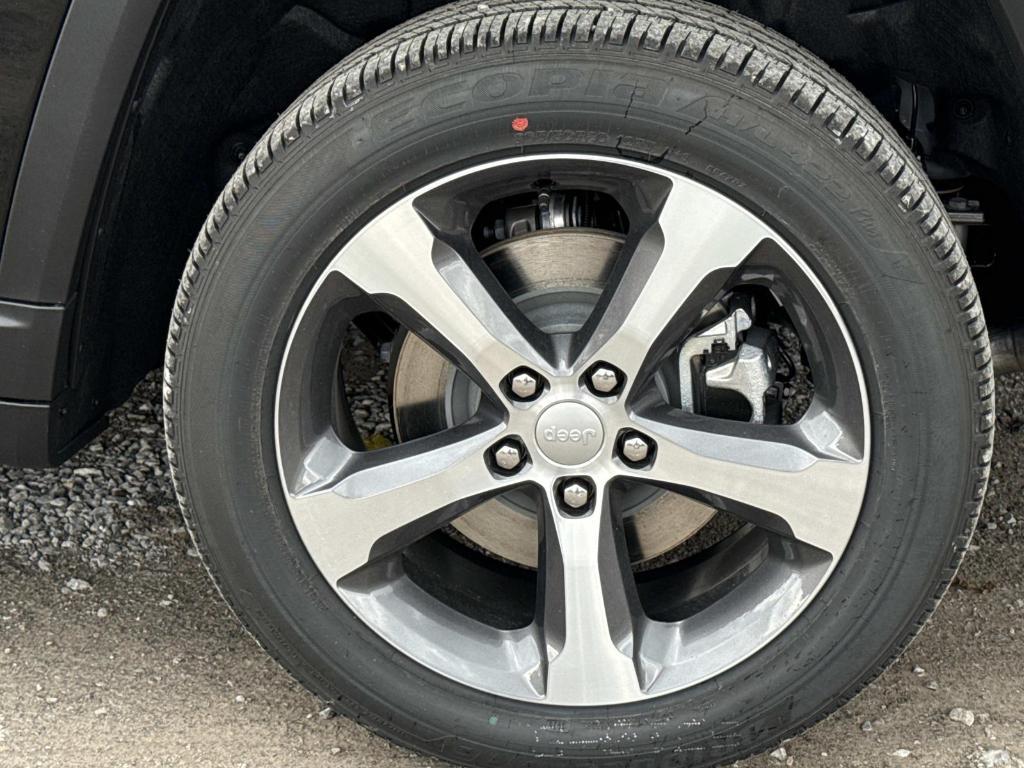 new 2025 Jeep Grand Cherokee L car, priced at $60,430